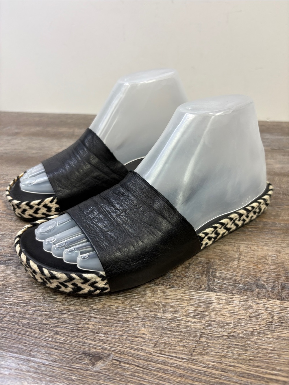 Eileen Fisher Black Leather Espadrille Slide Sandals Flats Size 8.5